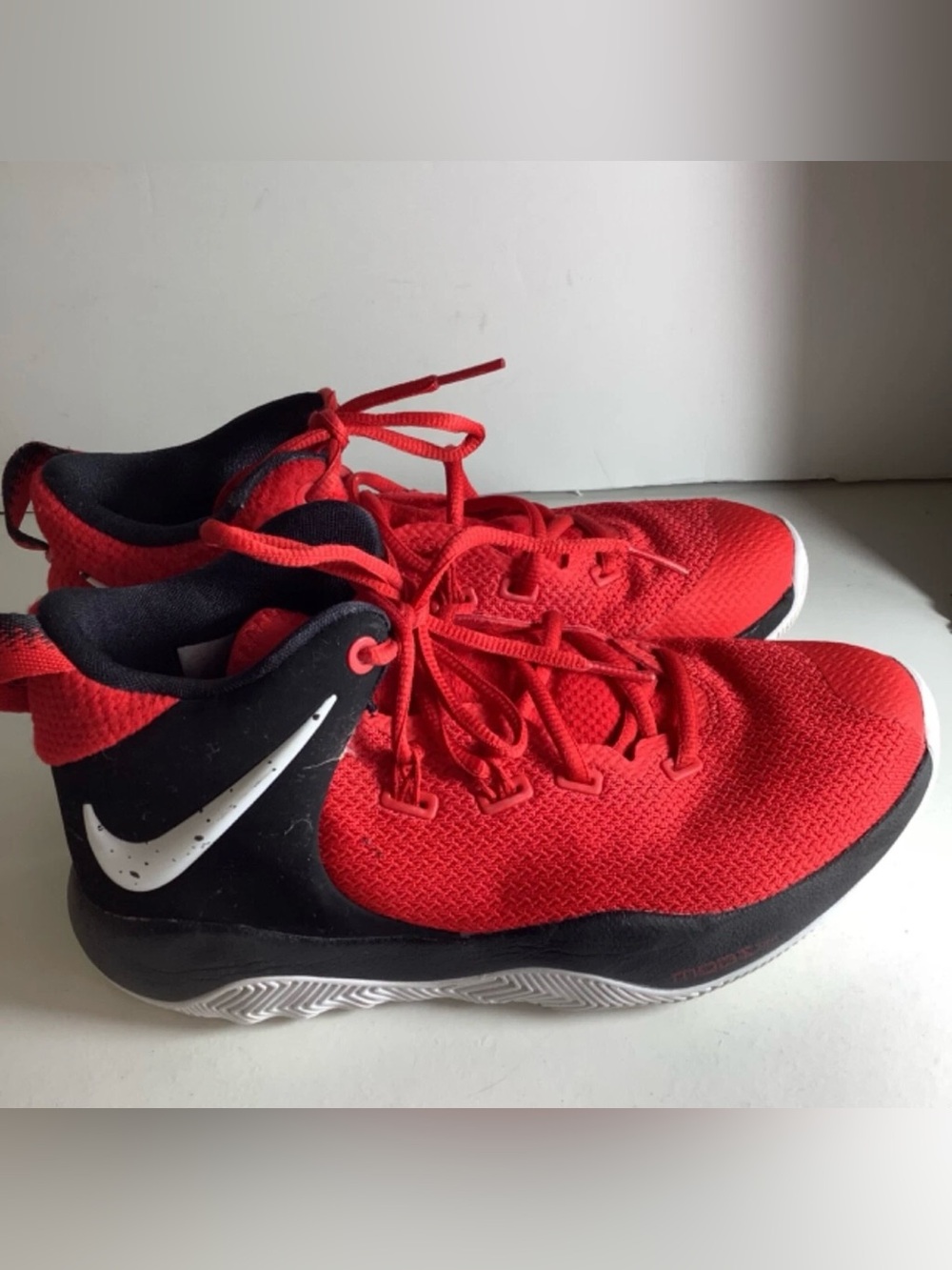 Nike Zoom Rev 2 Basketball Running Shoes Sneakers AO5386-600 - Red - Men's Sz 5